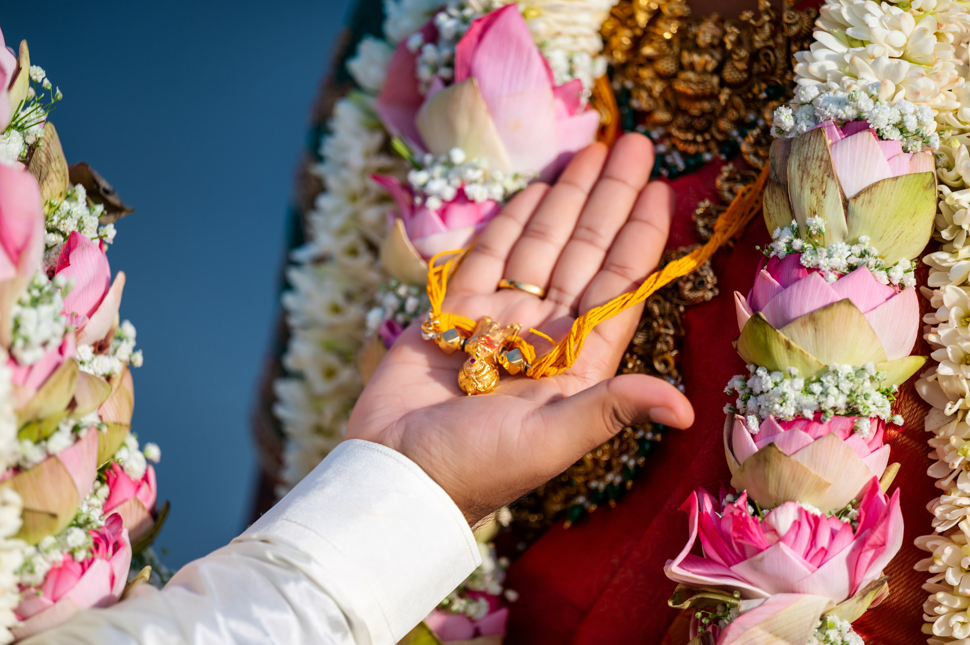 candid wedding photography in bhavani